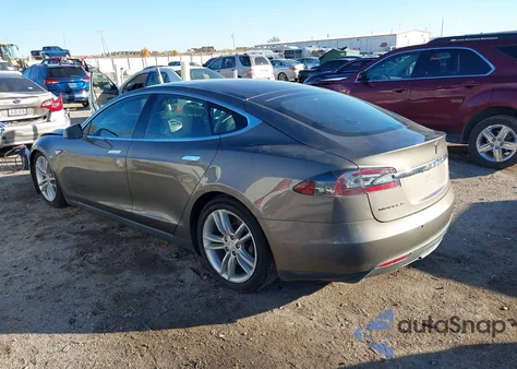 2015 Tesla Model S 70D/85D/P85D from USA, damaged, VIN 5YJSA1E25FF115077